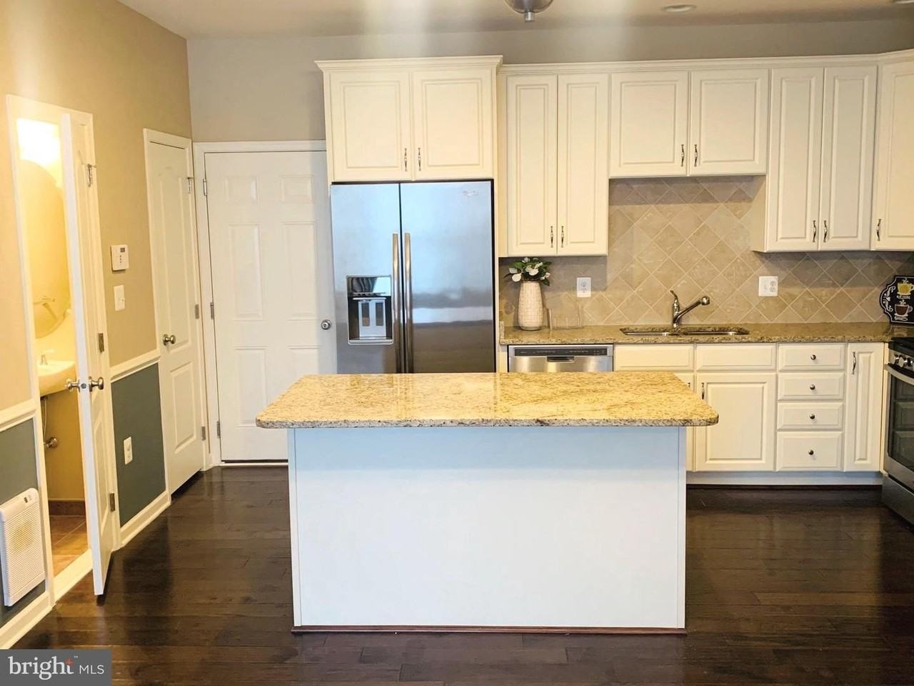 23548 Hopewell Manor Ter - Photo 5 of 42