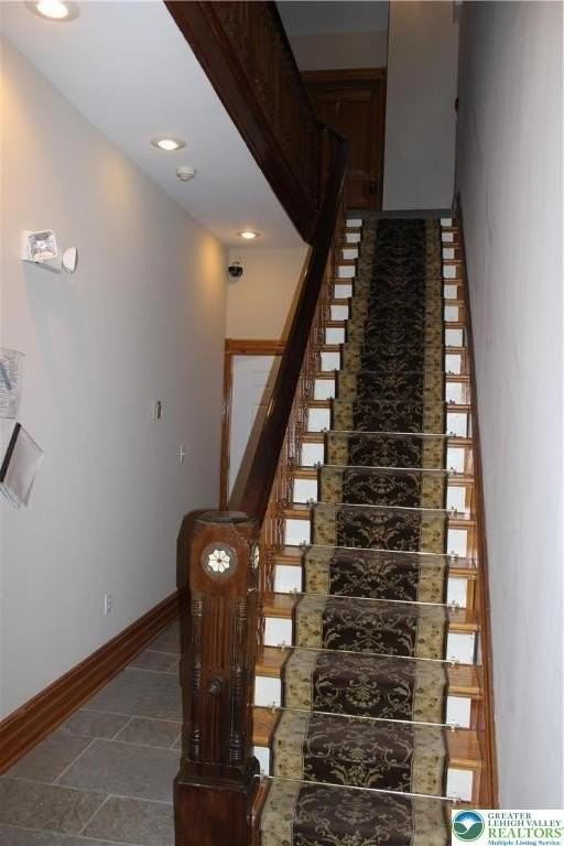 12 W 4th St Apt 4 #4 - Photo 3 of 29