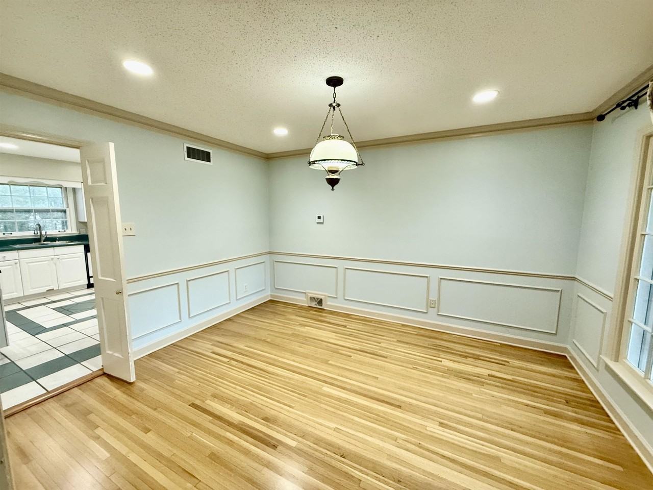 1881 Akerswood Cv - Photo 7 of 19