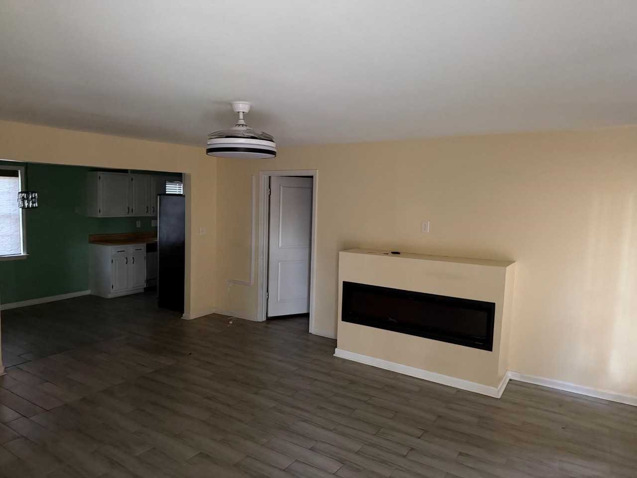 6615 Hartford Dr - Photo 2 of 14