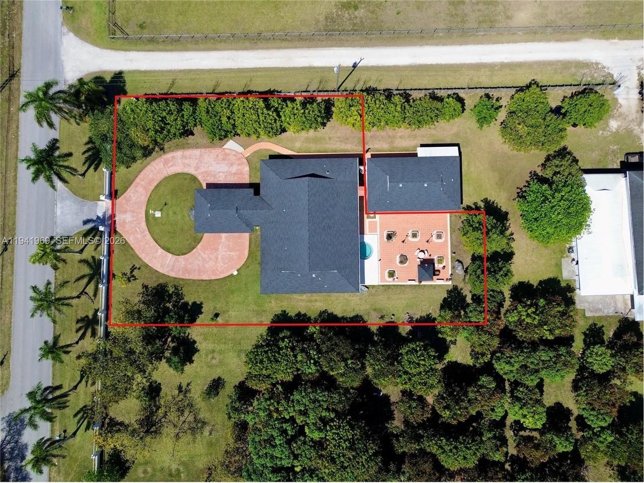 24555 Sw 167th Ave #1 - Photo 2 of 33