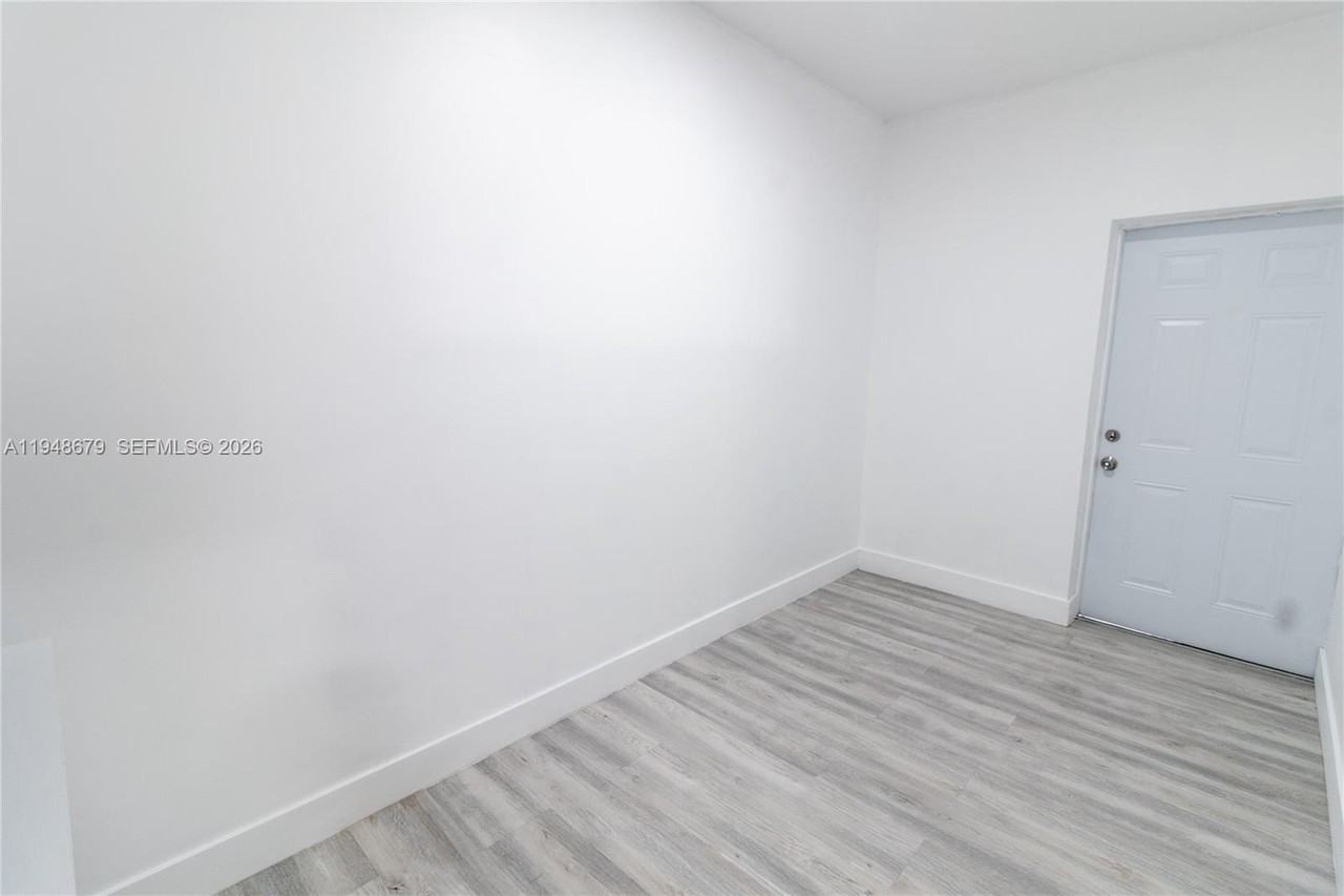 16201 Sw 144th Ct #0 - Photo 4 of 19