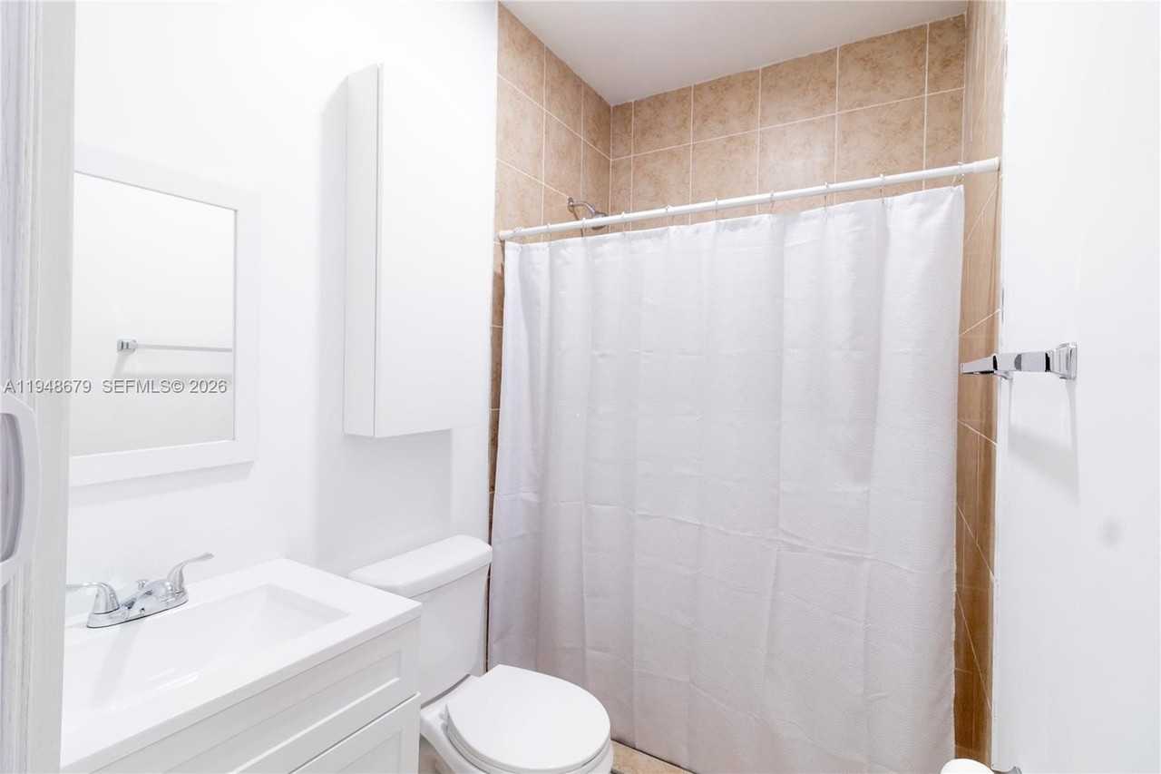 16201 Sw 144th Ct #0 - Photo 6 of 19