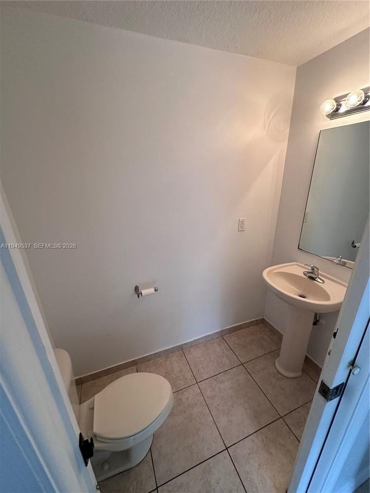 14036 Sw 260th St #102 - Photo 6 of 16