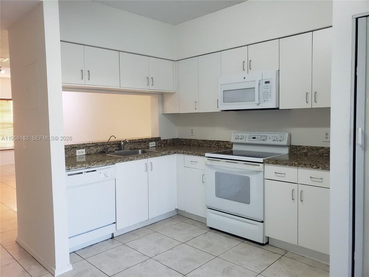 289 Duval Ct - Photo 6 of 14