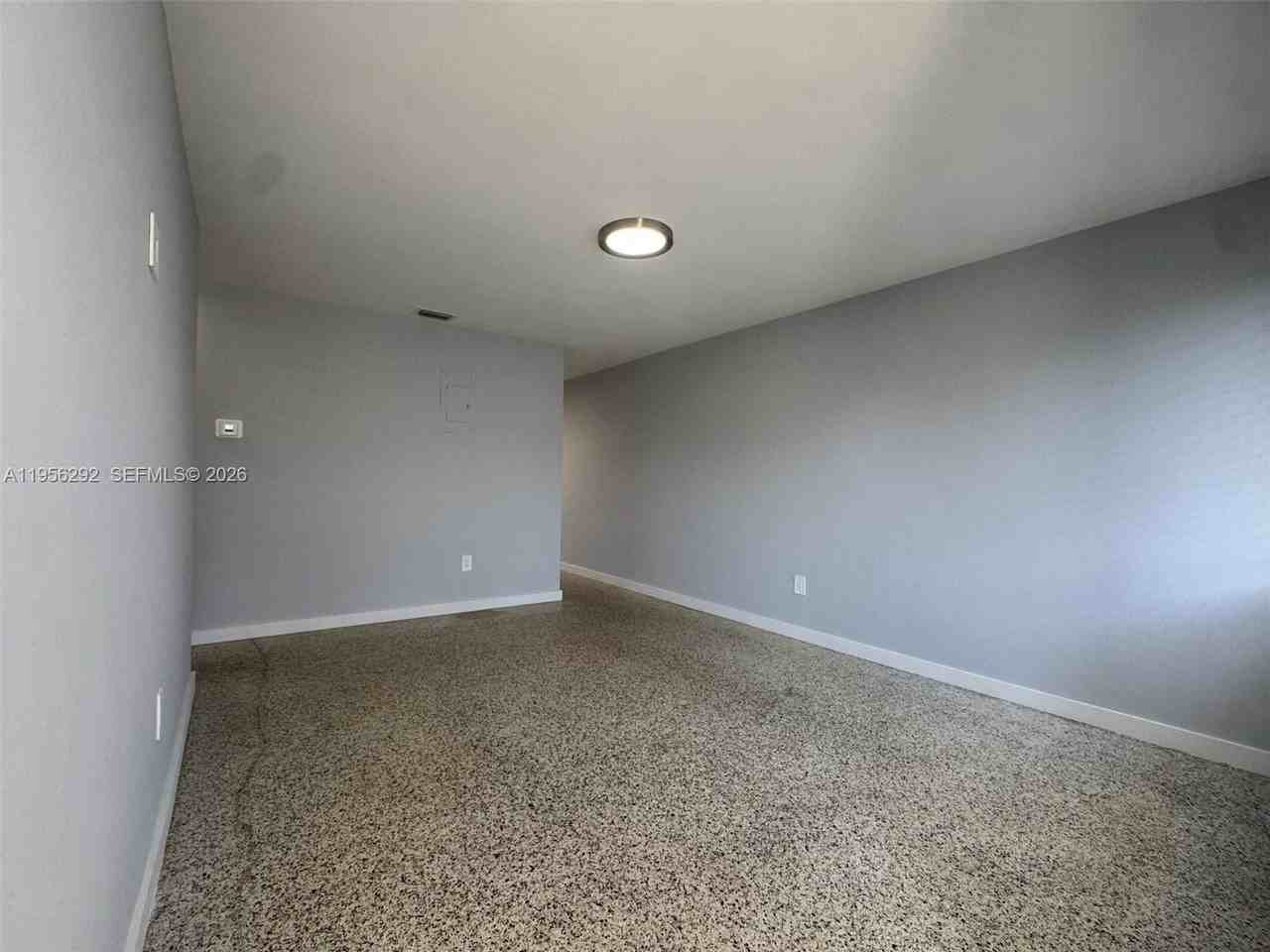 575 E 22nd St #3 - Photo 2 of 10