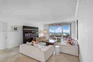 featured image of 785 Crandon Blvd #702