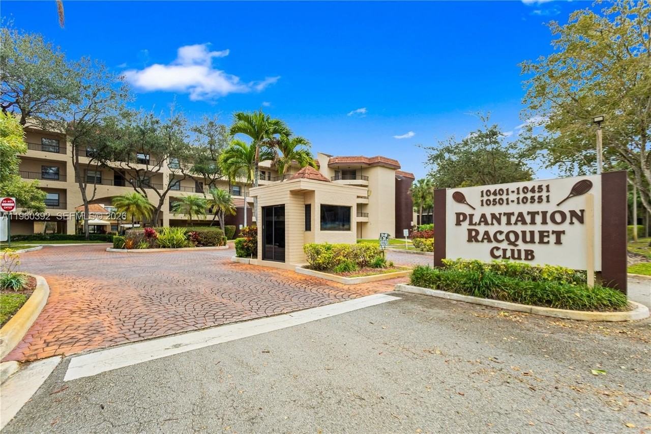 10401 W Broward Blvd #111 - Photo 2 of 50