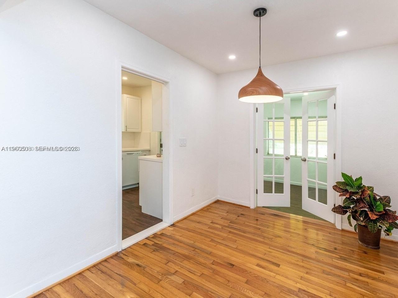 3463 Percival Ave - Photo 6 of 14