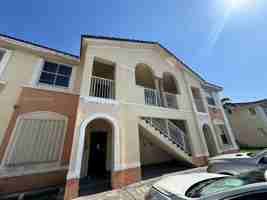 featured image of 1568 Se 26th St #200