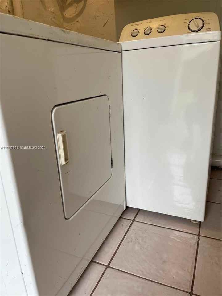 9711 Caribbean Blvd #BLVD - Photo 2 of 8