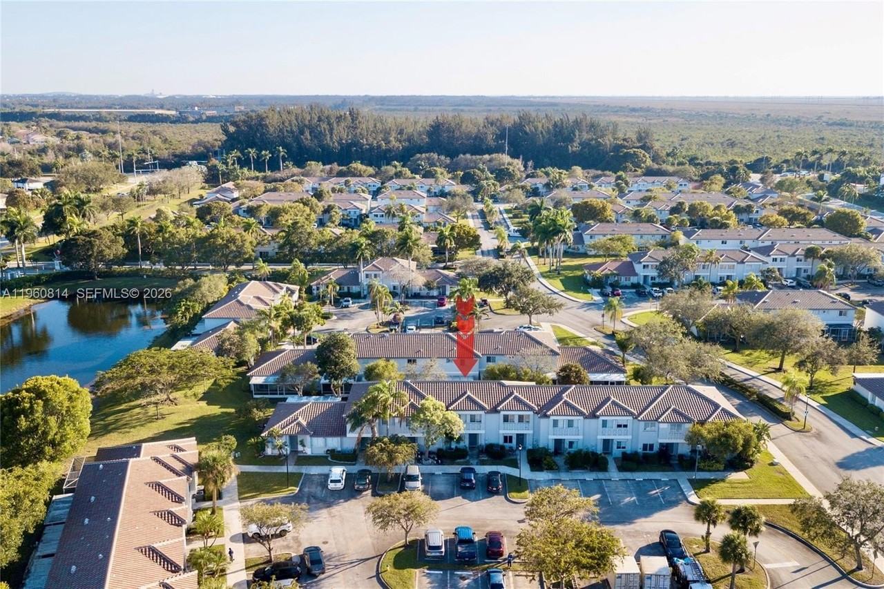 20816 Nw 3rd Ln - Photo 3 of 19