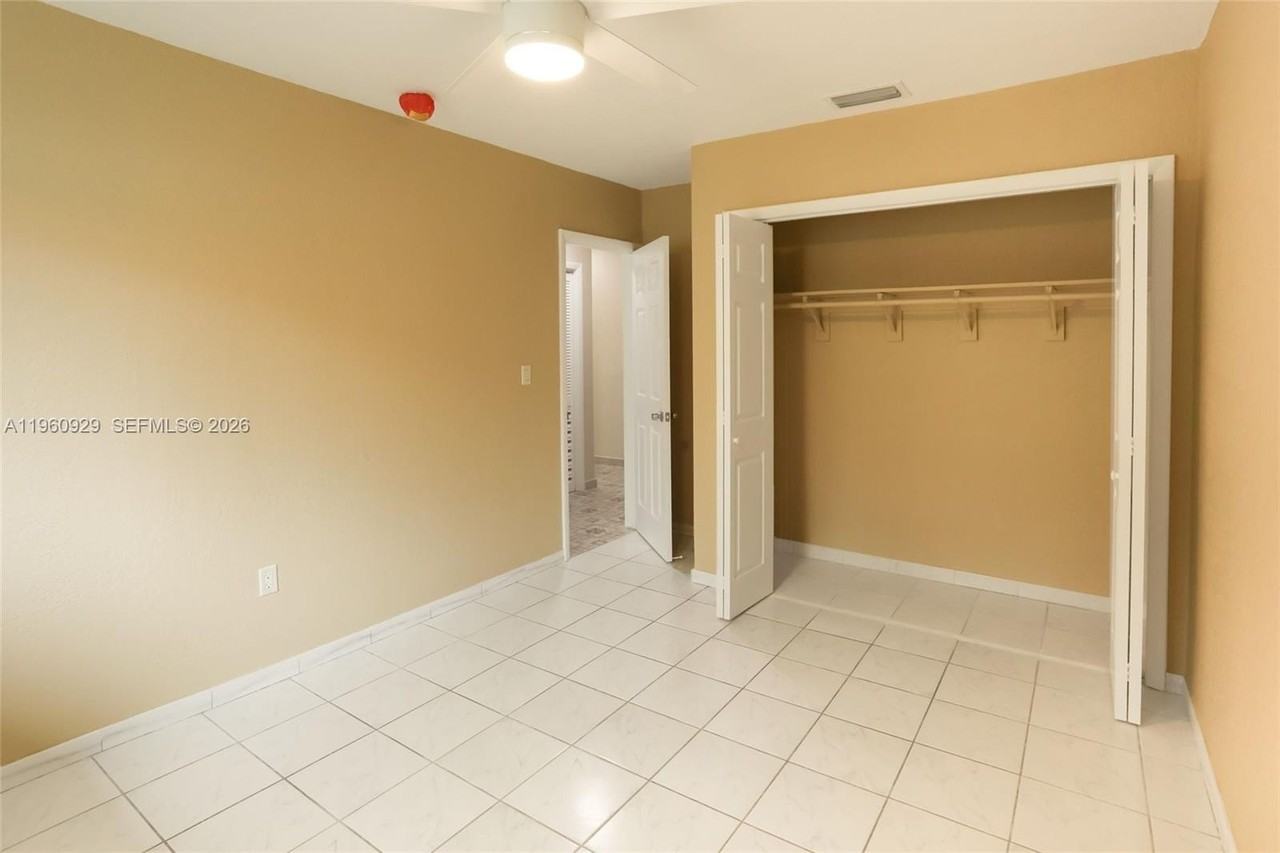 2656 Sw 31st Ct #2654 - Photo 5 of 13