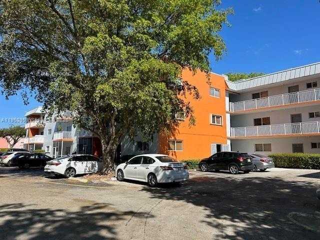 11301 Sw 200th St #109A - Photo 3 of 13