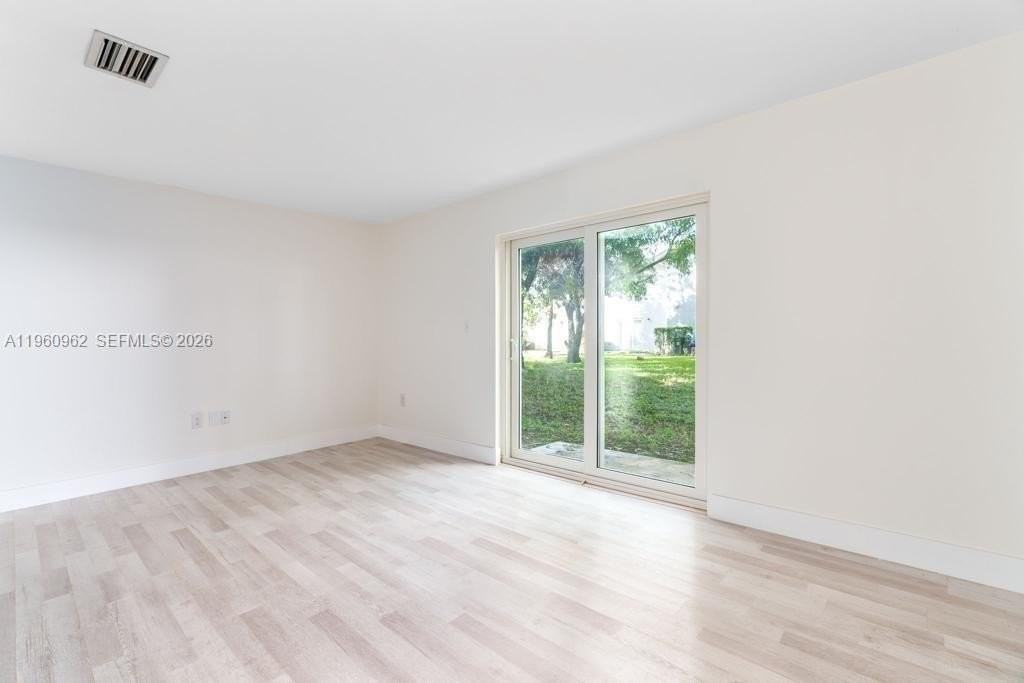 2767 Nw 191st Ter #0 - Photo 5 of 12