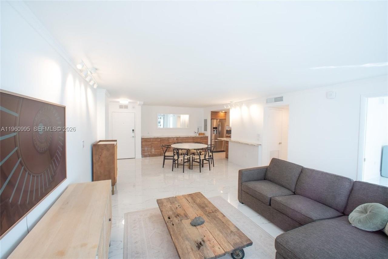 11 Island Ave #1107 - Photo 3 of 22