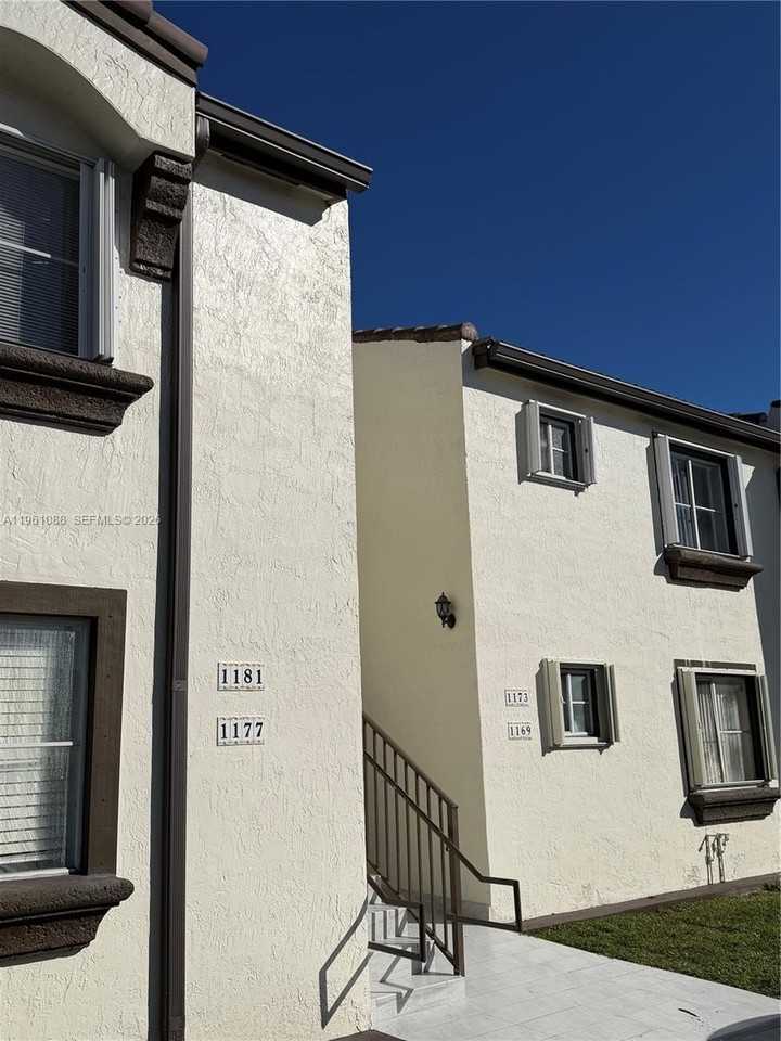 1181 Nw 125th Pl #203 - Photo 2 of 21