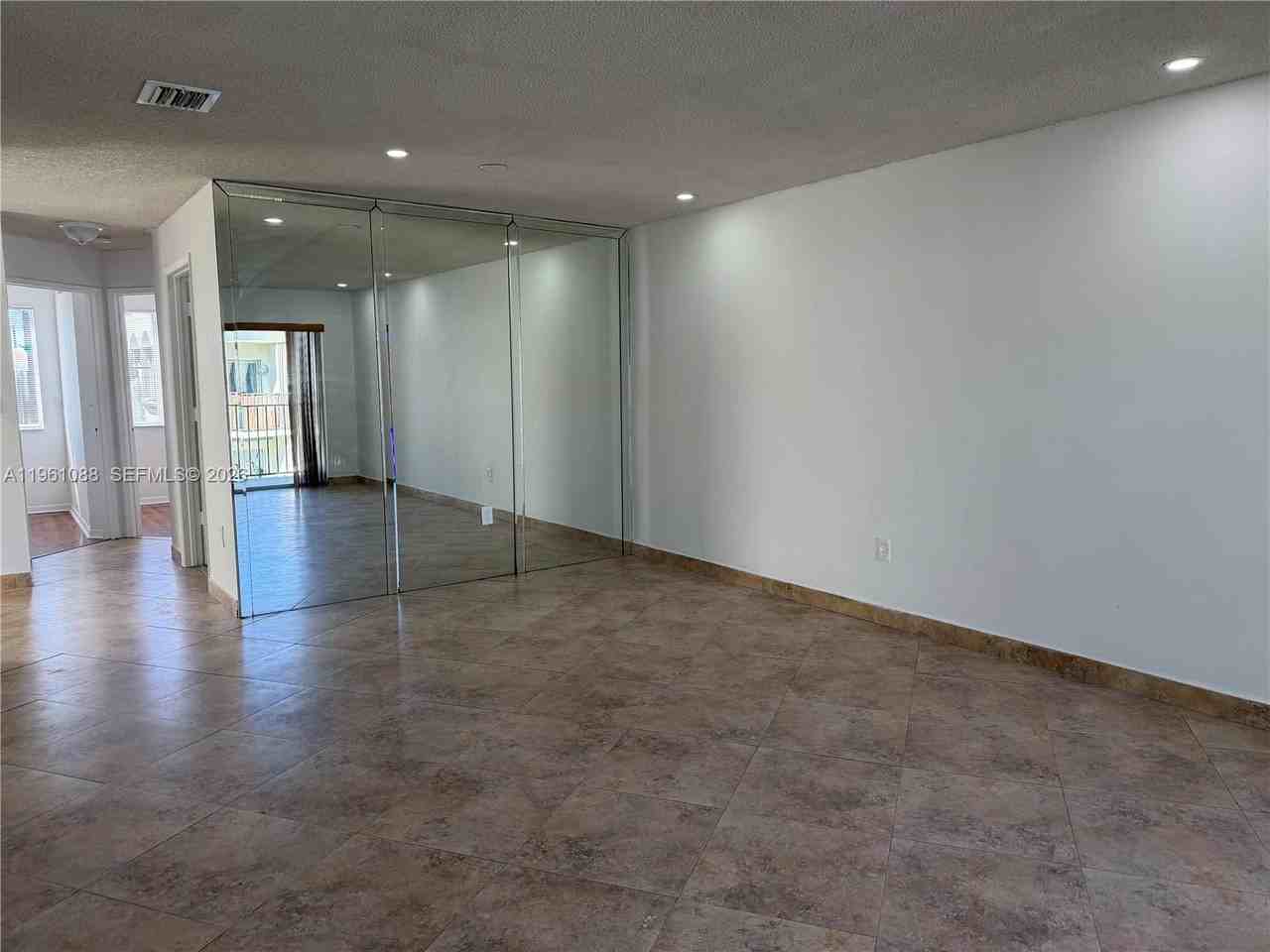 1181 Nw 125th Pl #203 - Photo 4 of 21