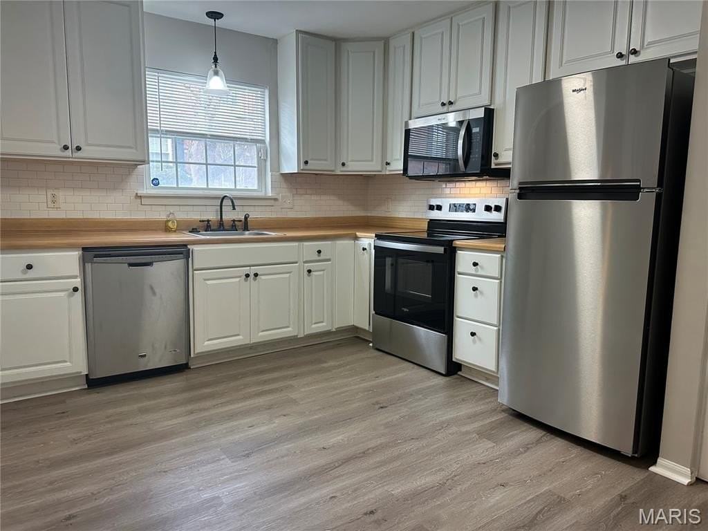 420 Chapel Ridge Dr - Photo 3 of 36