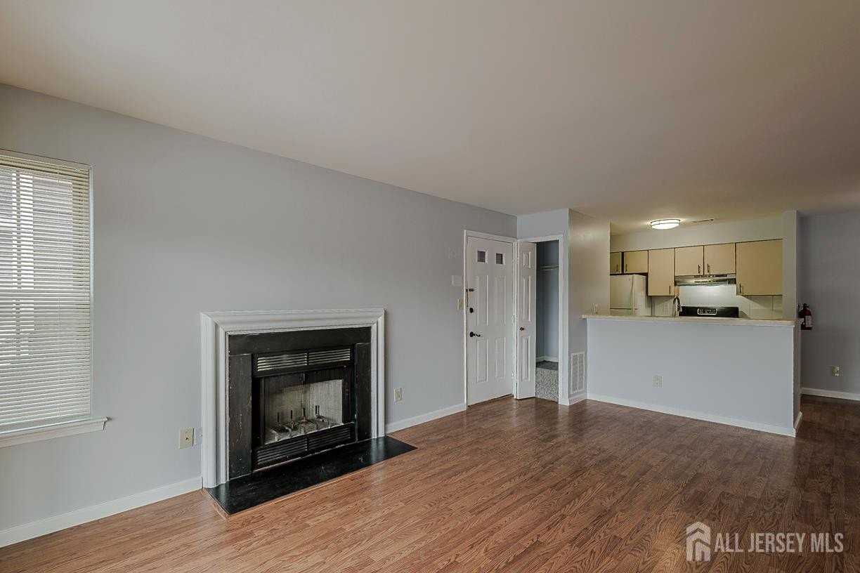 236 Blew Ct - Photo 4 of 33