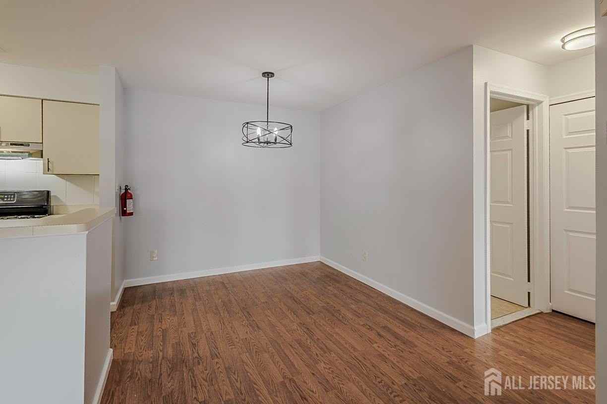 236 Blew Ct - Photo 6 of 33