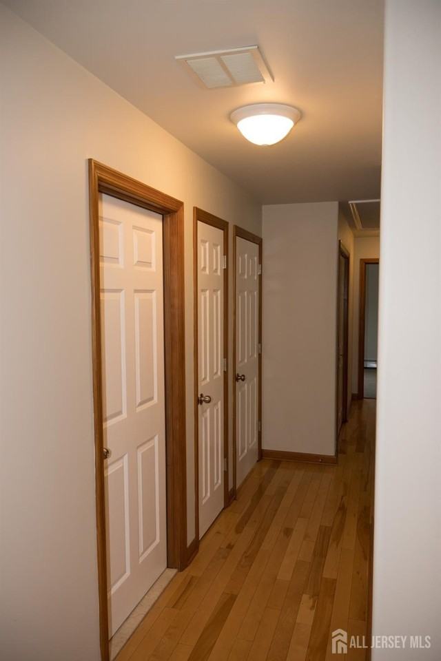 494 Harris Ave #B - Photo 5 of 22