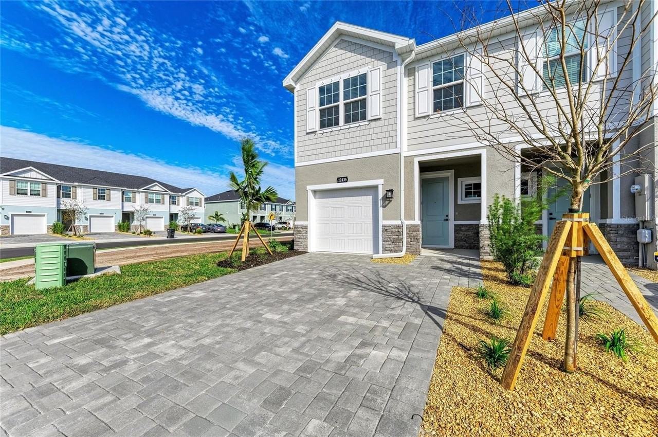 12435 Amber Creek Cir - Photo 2 of 36