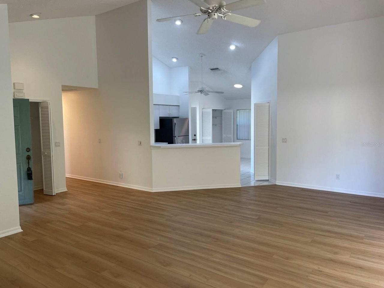 4504 Deer Trail Blvd - Photo 2 of 17