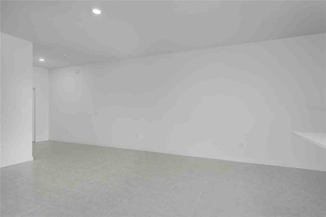 10964 65th Ter E - Photo 7 of 40