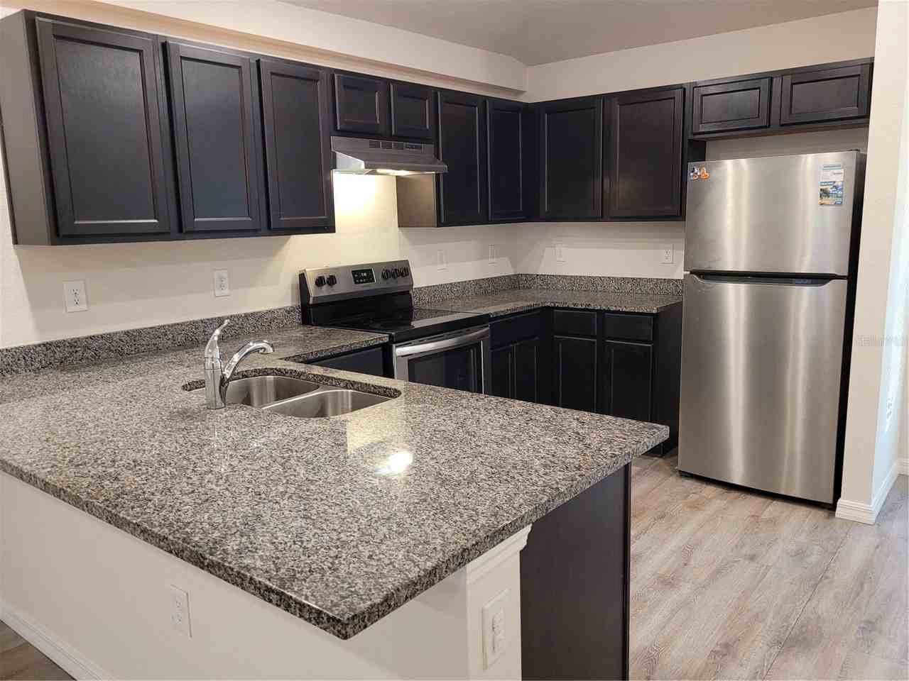 12007 Henley Ave - Photo 6 of 19