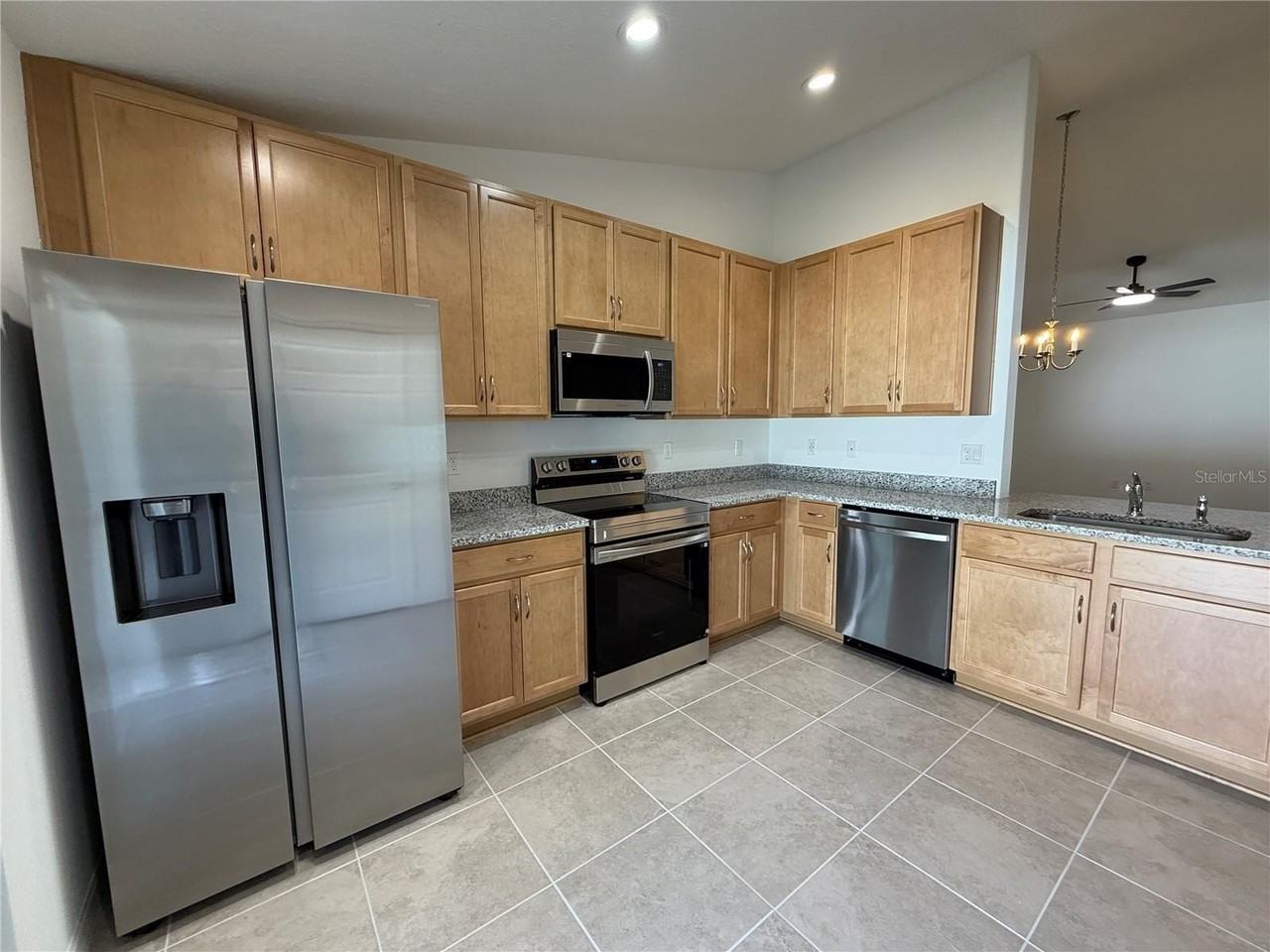 3 Easton Pl #A - Photo 6 of 24