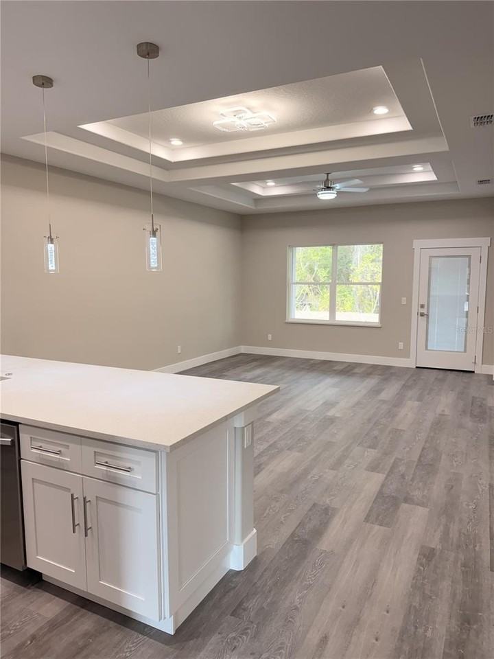 21 Rosepetal Ln #A - Photo 2 of 20