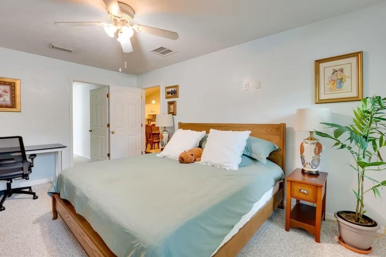 6355 Nw 106th Pl - Photo 3 of 11