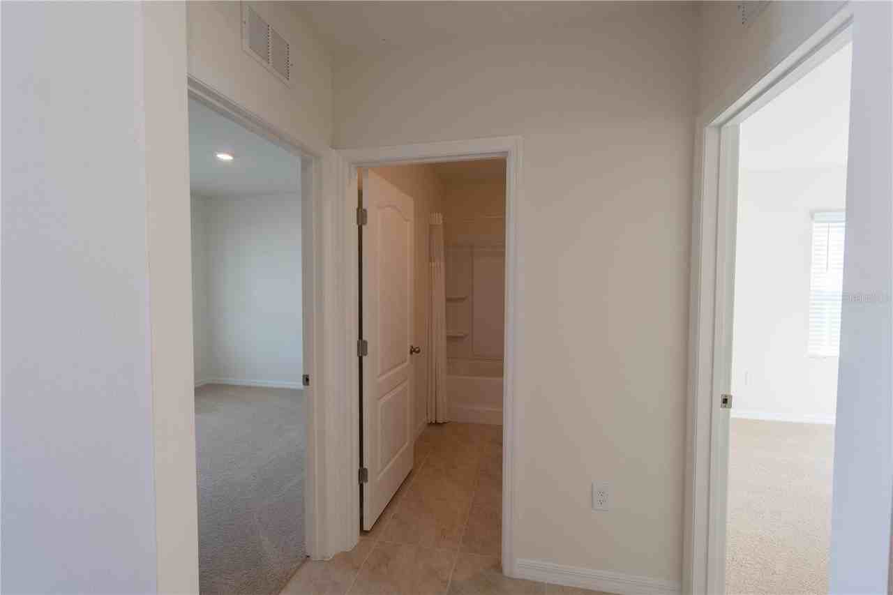 444 Taylor Groves Dr - Photo 6 of 49