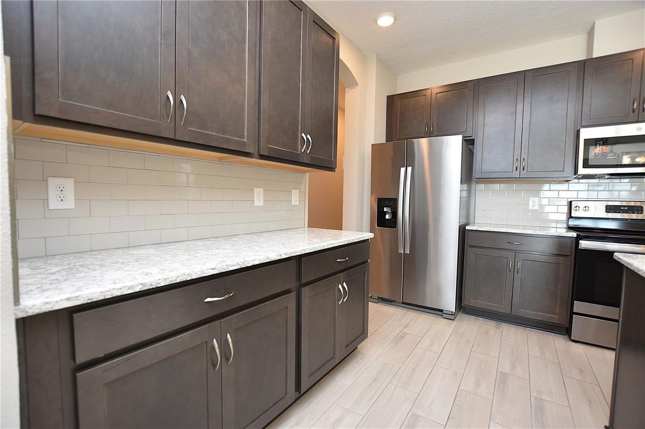 6728 Great Bear Dr - Photo 7 of 50