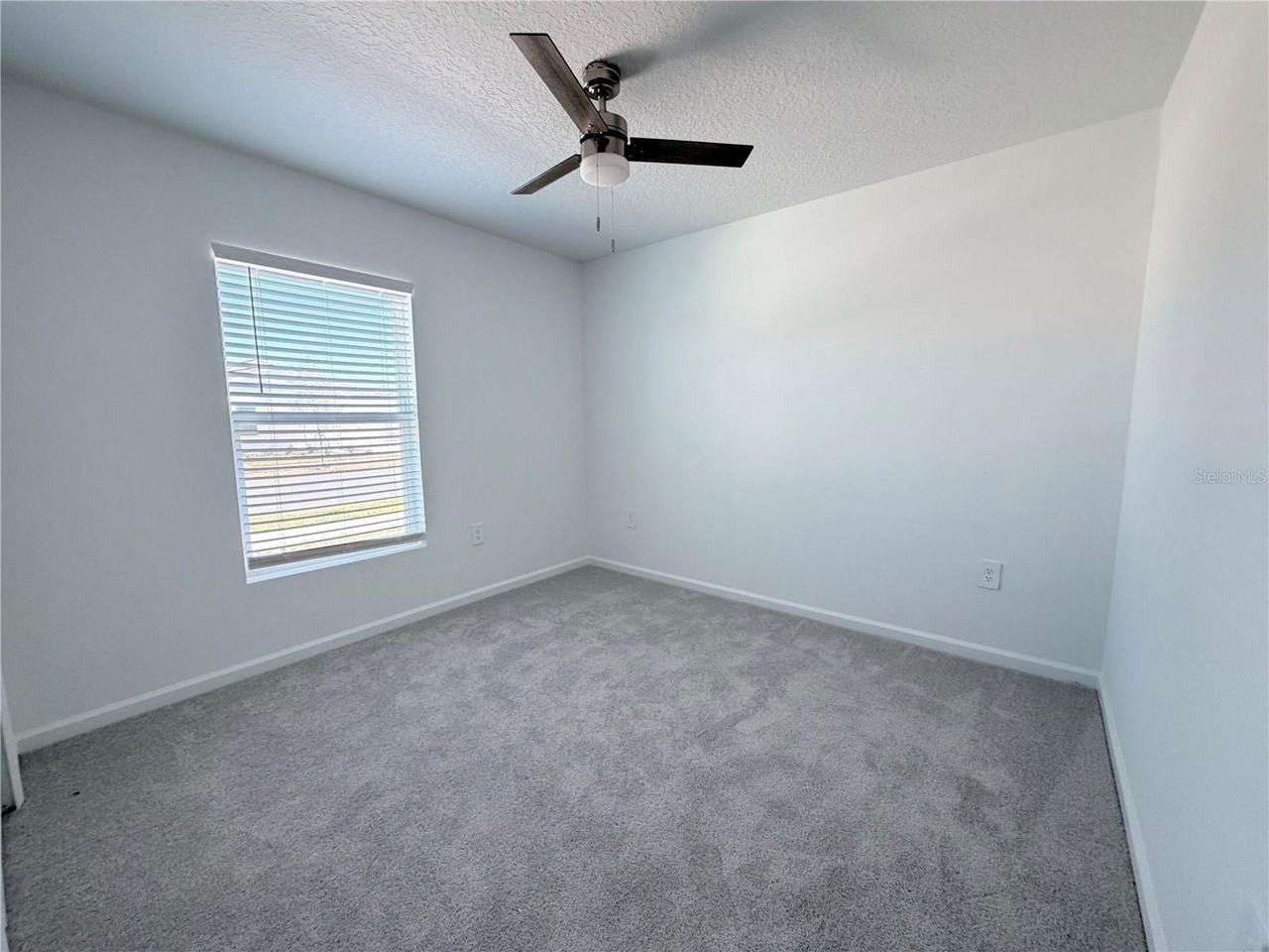 4745 Katrina Dr - Photo 6 of 13