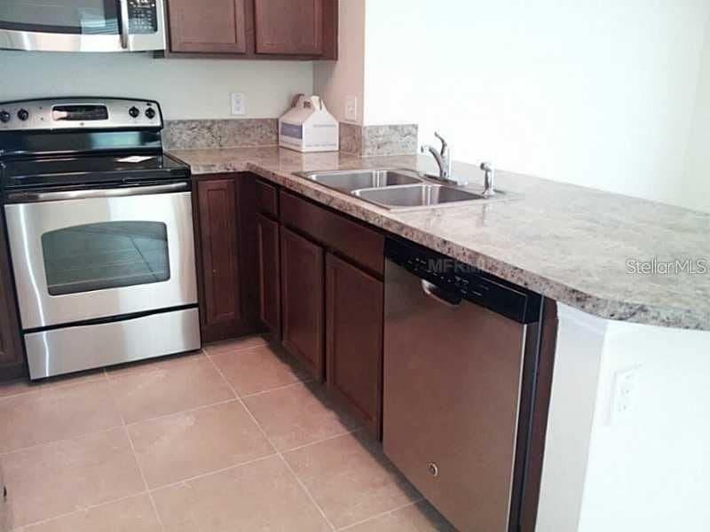 1559 Downy Birch Ln - Photo 6 of 11