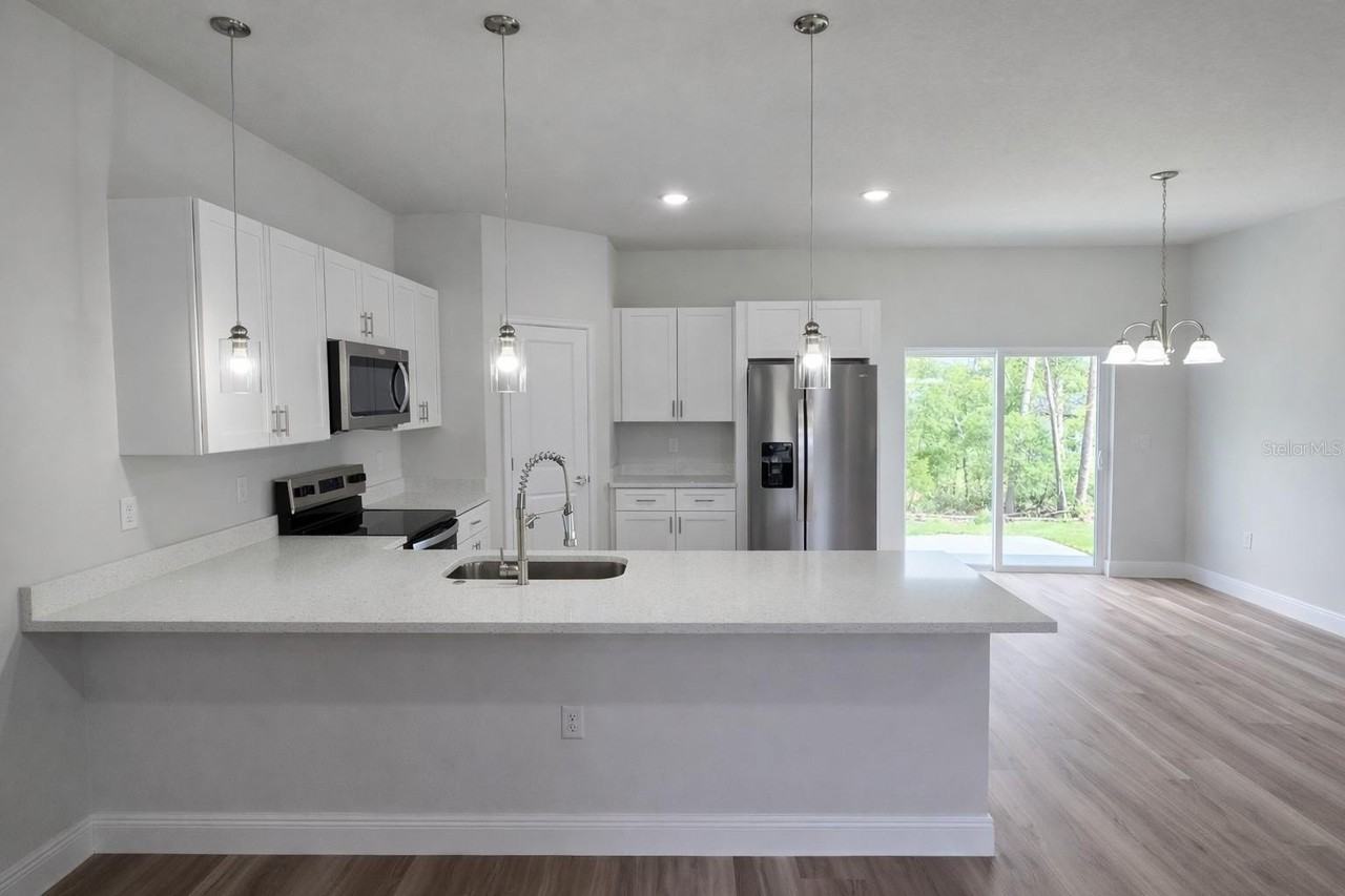 3862 Sw 147th Street Rd - Photo 7 of 45