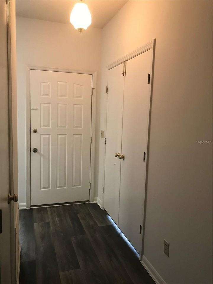 566 Short Pine Cir - Photo 2 of 14