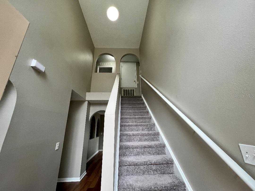 512 Yearling Cove Loop - Photo 3 of 21