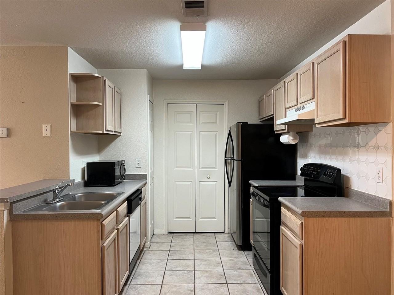 8915 Latrec Ave #2201 - Photo 3 of 24