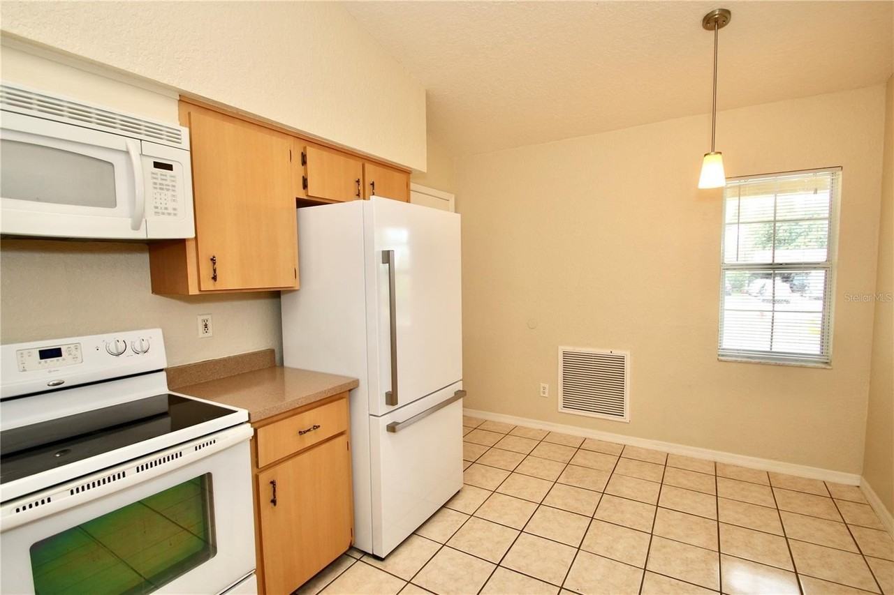 240 Boca Ciega Rd - Photo 2 of 21