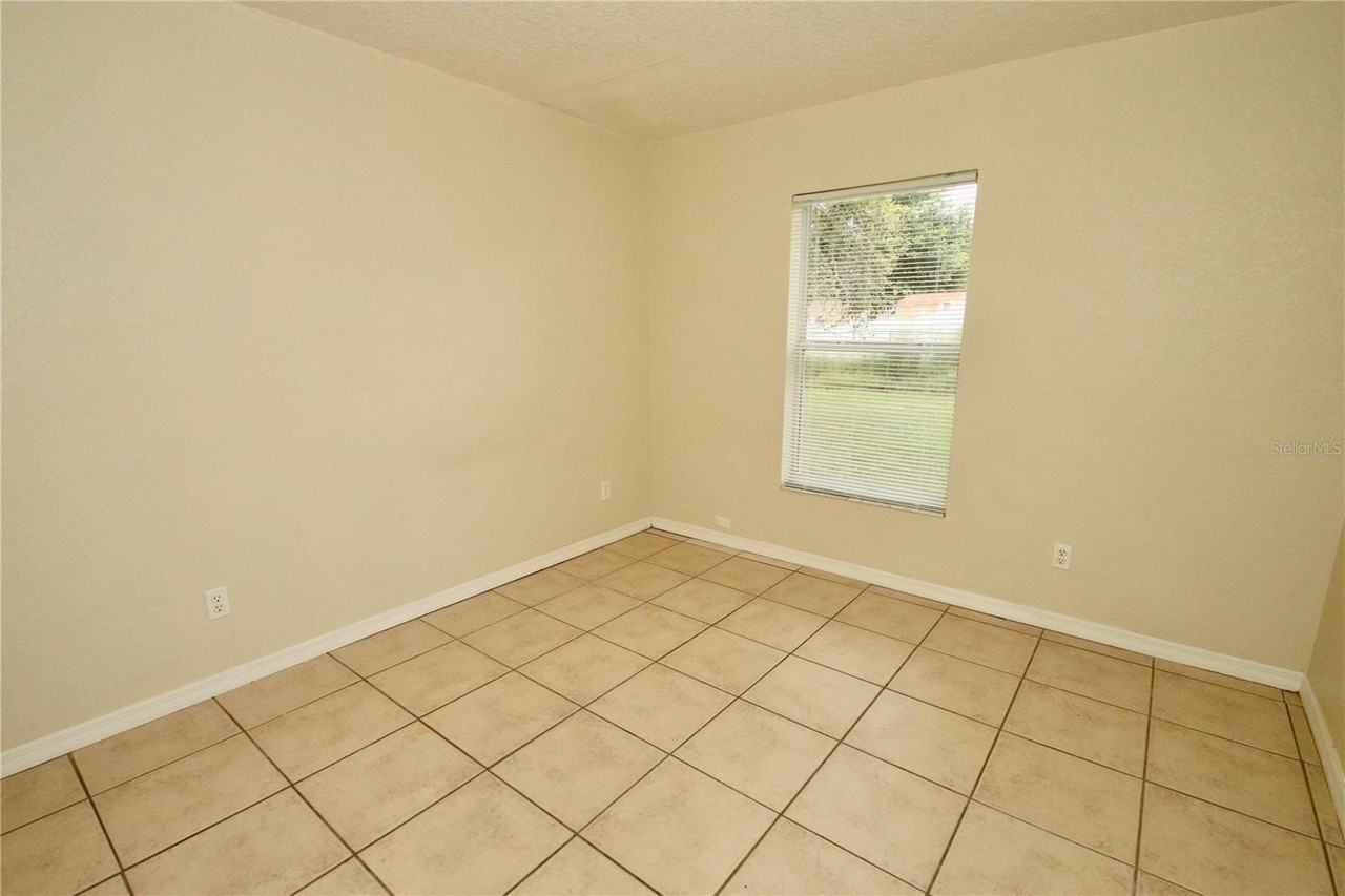 240 Boca Ciega Rd - Photo 7 of 21