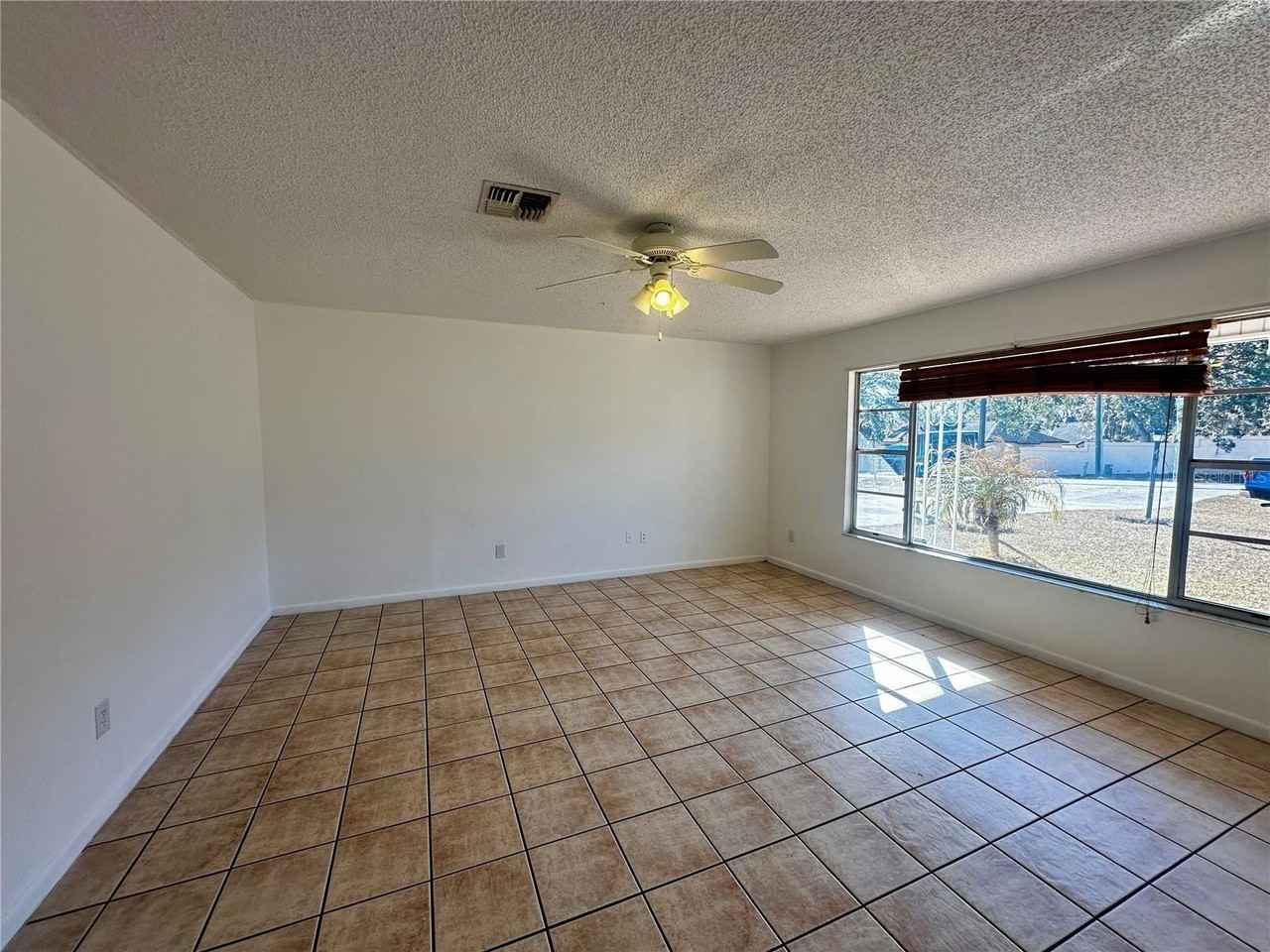 606 Water Rd - Photo 7 of 22