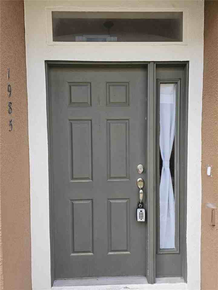 1985 Estancia Cir #A - Photo 2 of 5