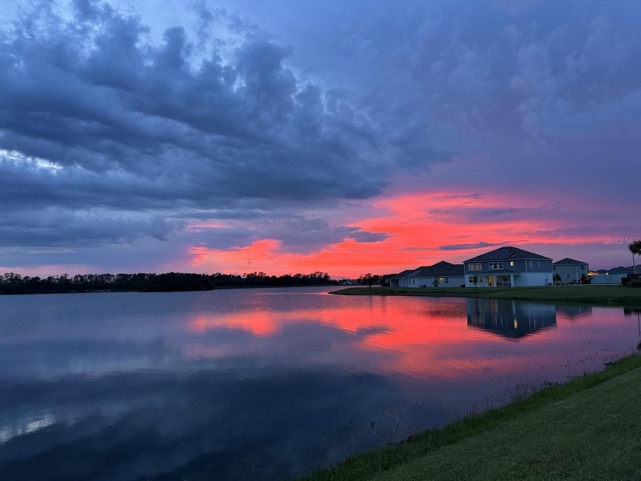 3049 Ella Way - Photo 4 of 17