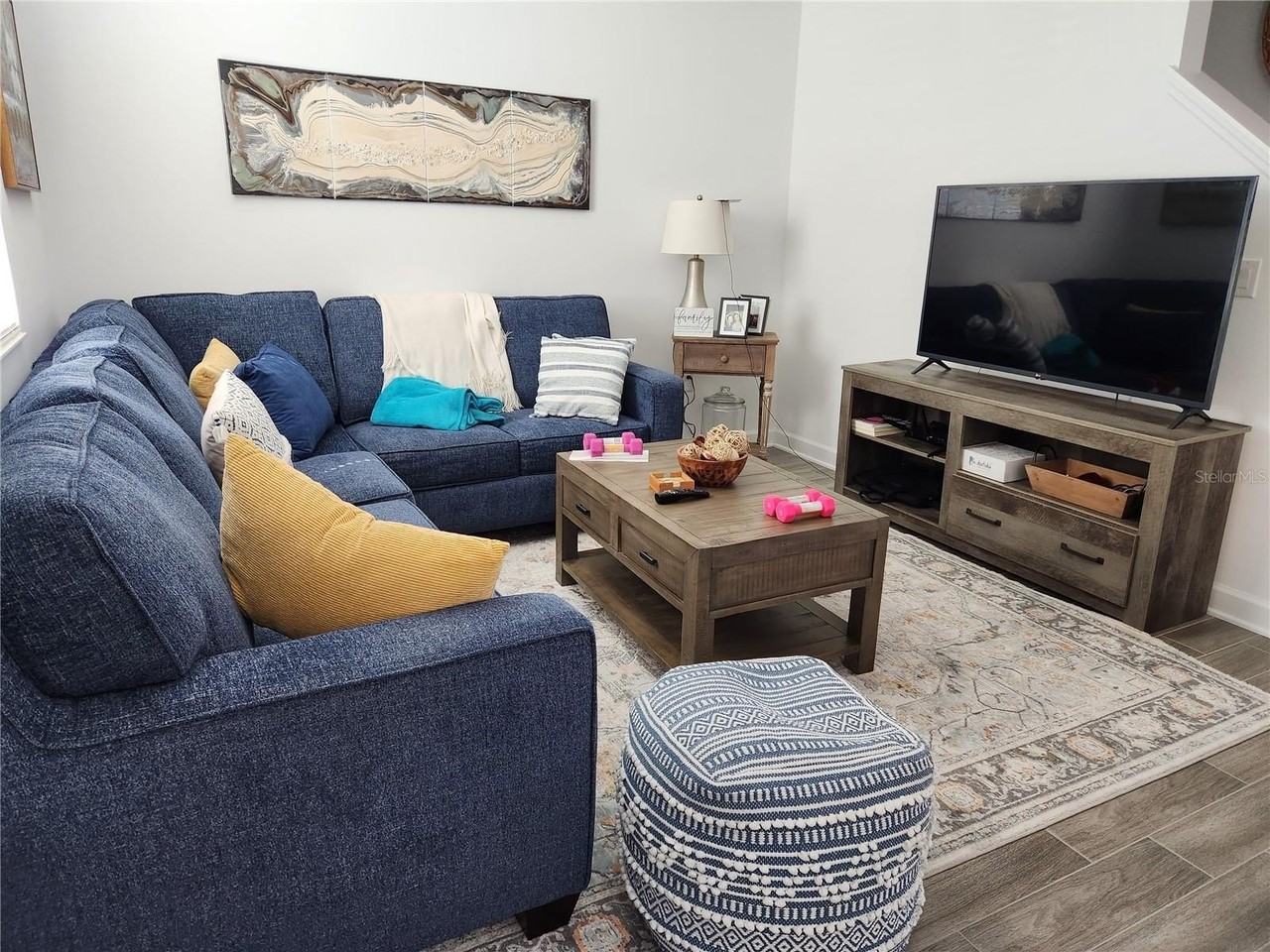 3049 Ella Way - Photo 6 of 17