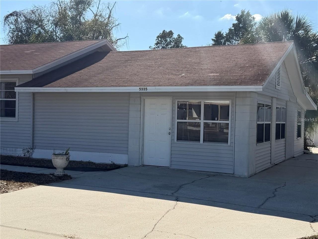 5335 6th St - Photo 2 of 30