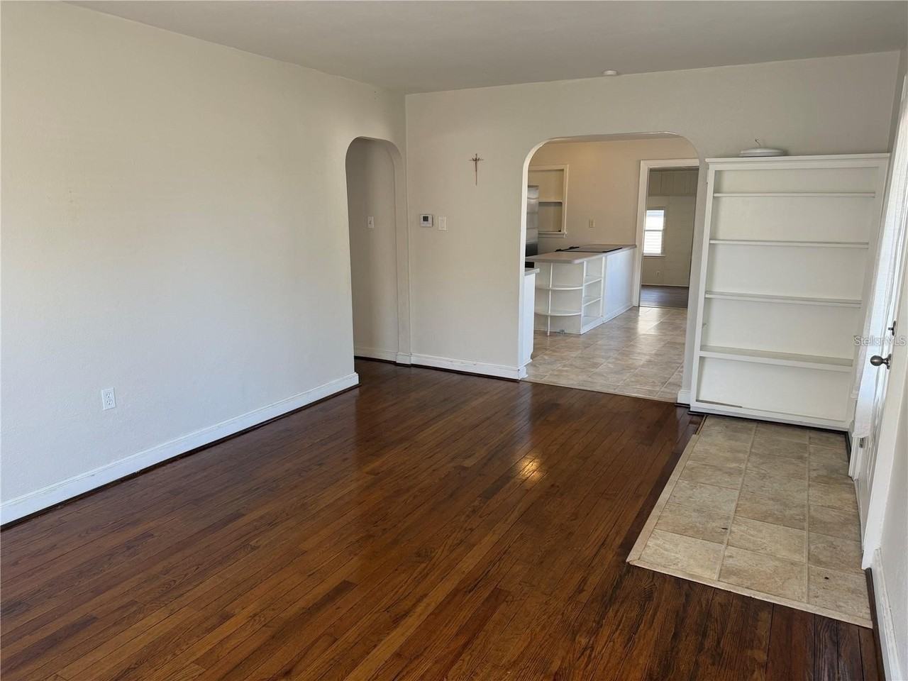 5335 6th St - Photo 6 of 30