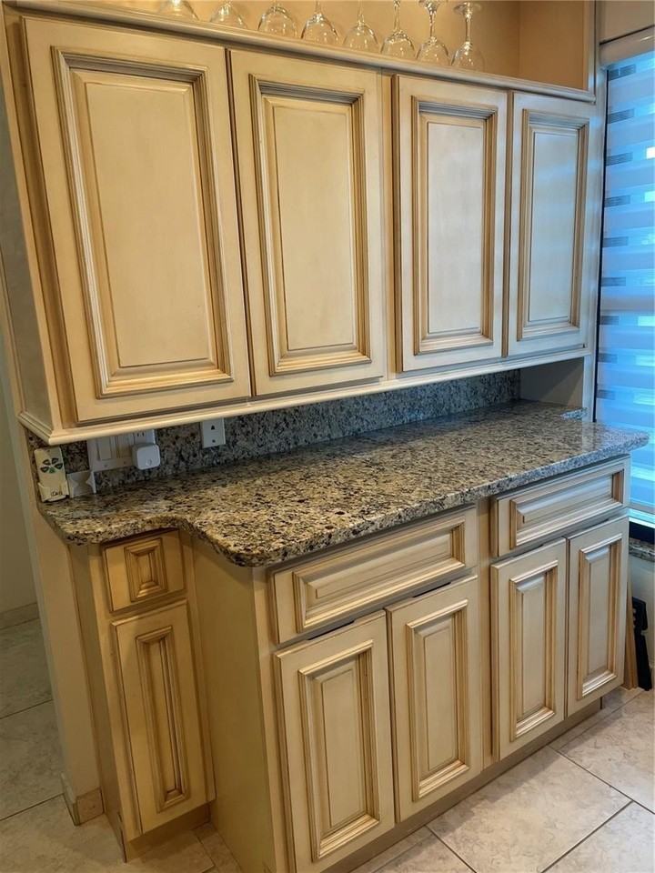 6260 Sun Blvd #1 - Photo 6 of 38